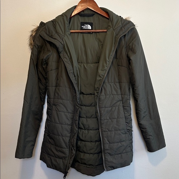 The North Face Women's Harway Insulated Parka - Picture 2 of 4